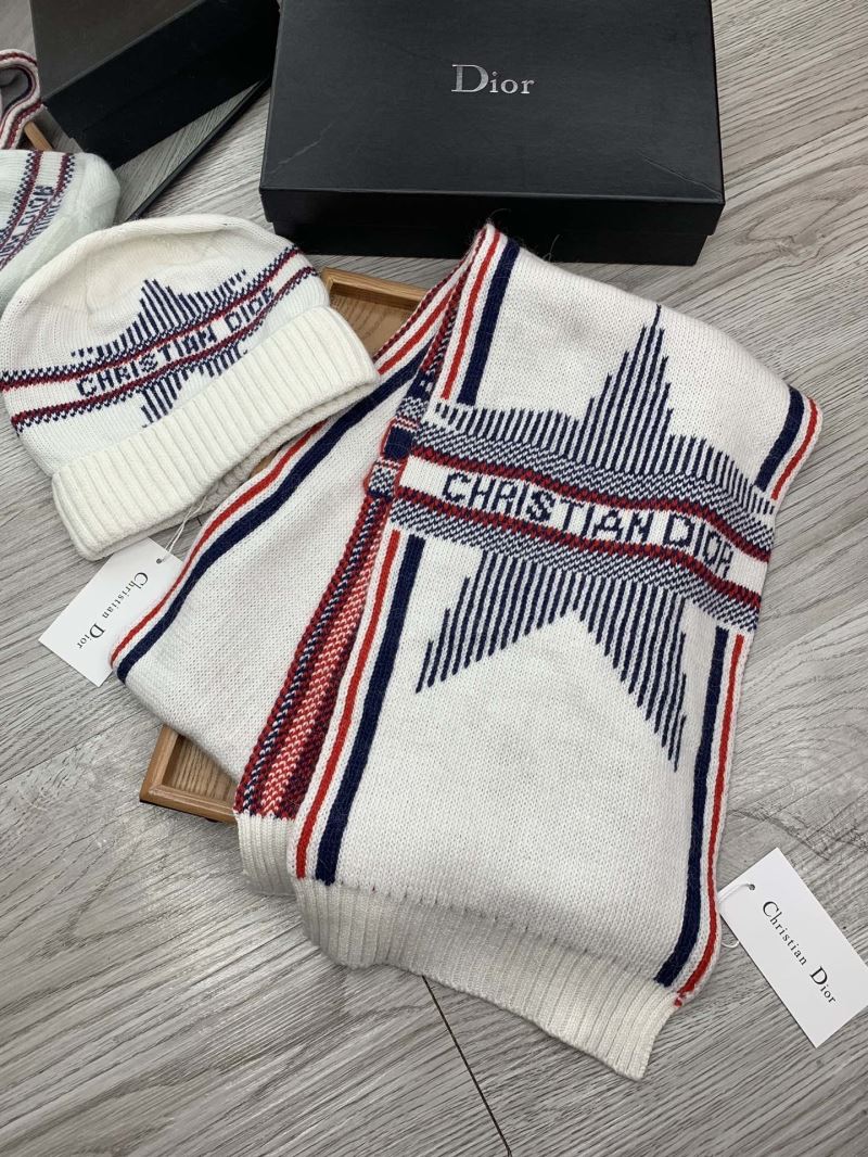 Christian Dior Caps Scarfs